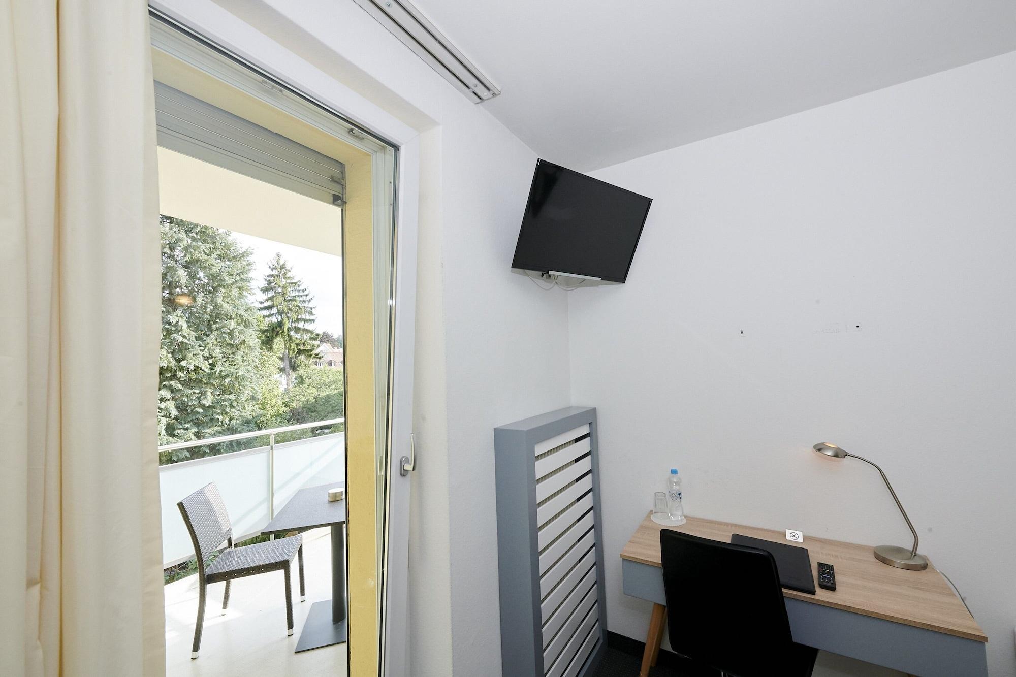 Balegra City Hotel Basel Contactless Self Check-In Экстерьер фото