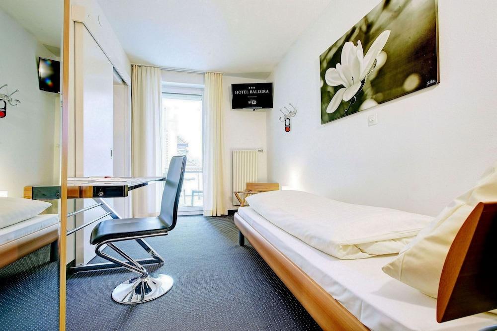 Balegra City Hotel Basel Contactless Self Check-In Экстерьер фото